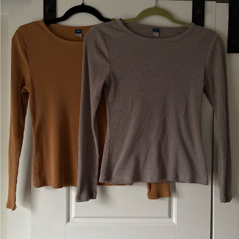 Old Navy Snug Ribbed Long Sleeve Tees